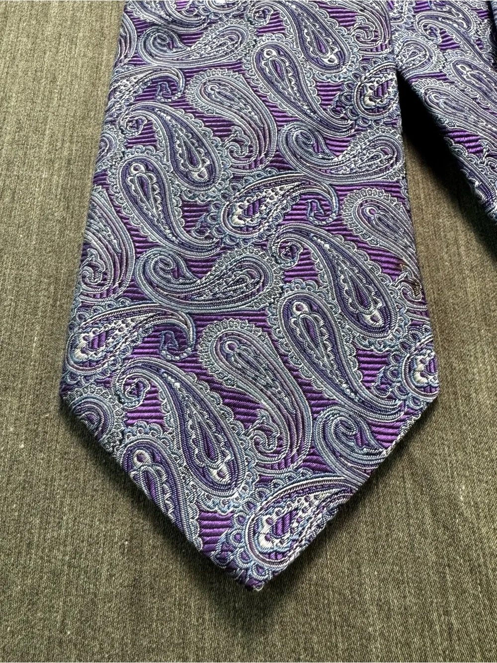 Brooks Brothers Purple and Silver Paisley Silk Tie